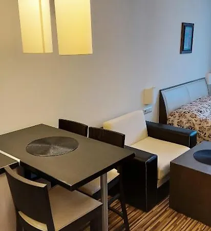 Studio In Luxury Complex Apartament